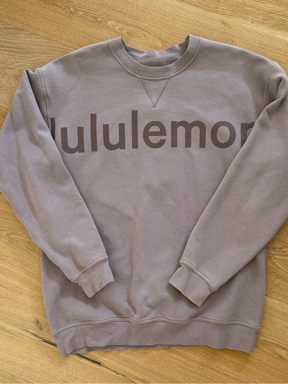 Lululemon Women's Crewneck Sweatshirt in Purple